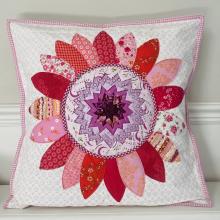 PINK DAISY CUSHION KIT